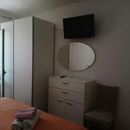 Apartments Piko2 耶尔萨 外观 照片
