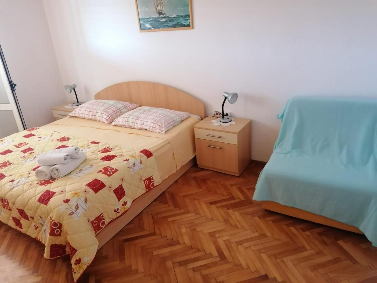 Apartments Piko2 耶尔萨 外观 照片
