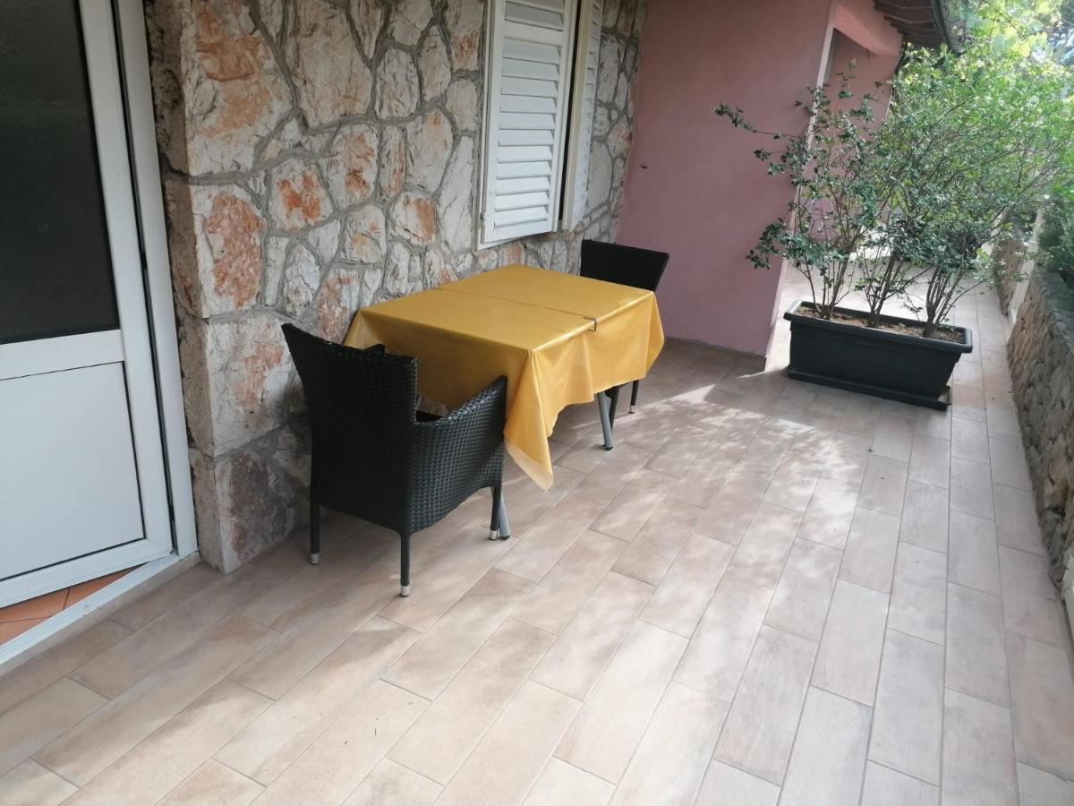 Apartments Piko2 耶尔萨 外观 照片