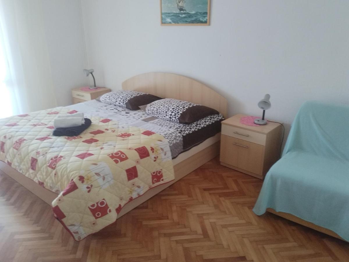 Apartments Piko2 耶尔萨 外观 照片
