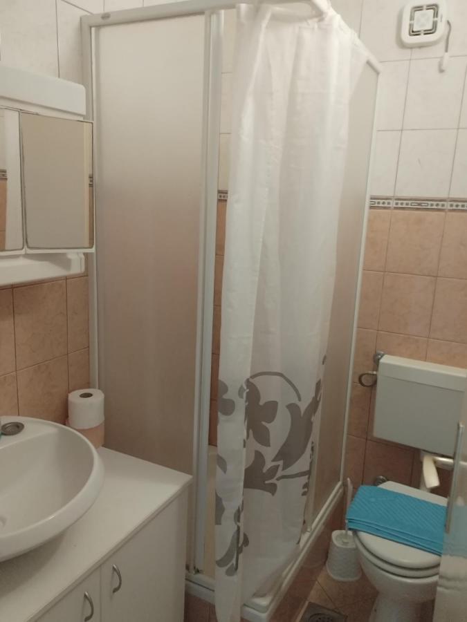 Apartments Piko2 耶尔萨 外观 照片