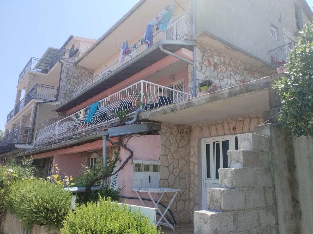 Apartments Piko2 耶尔萨 外观 照片
